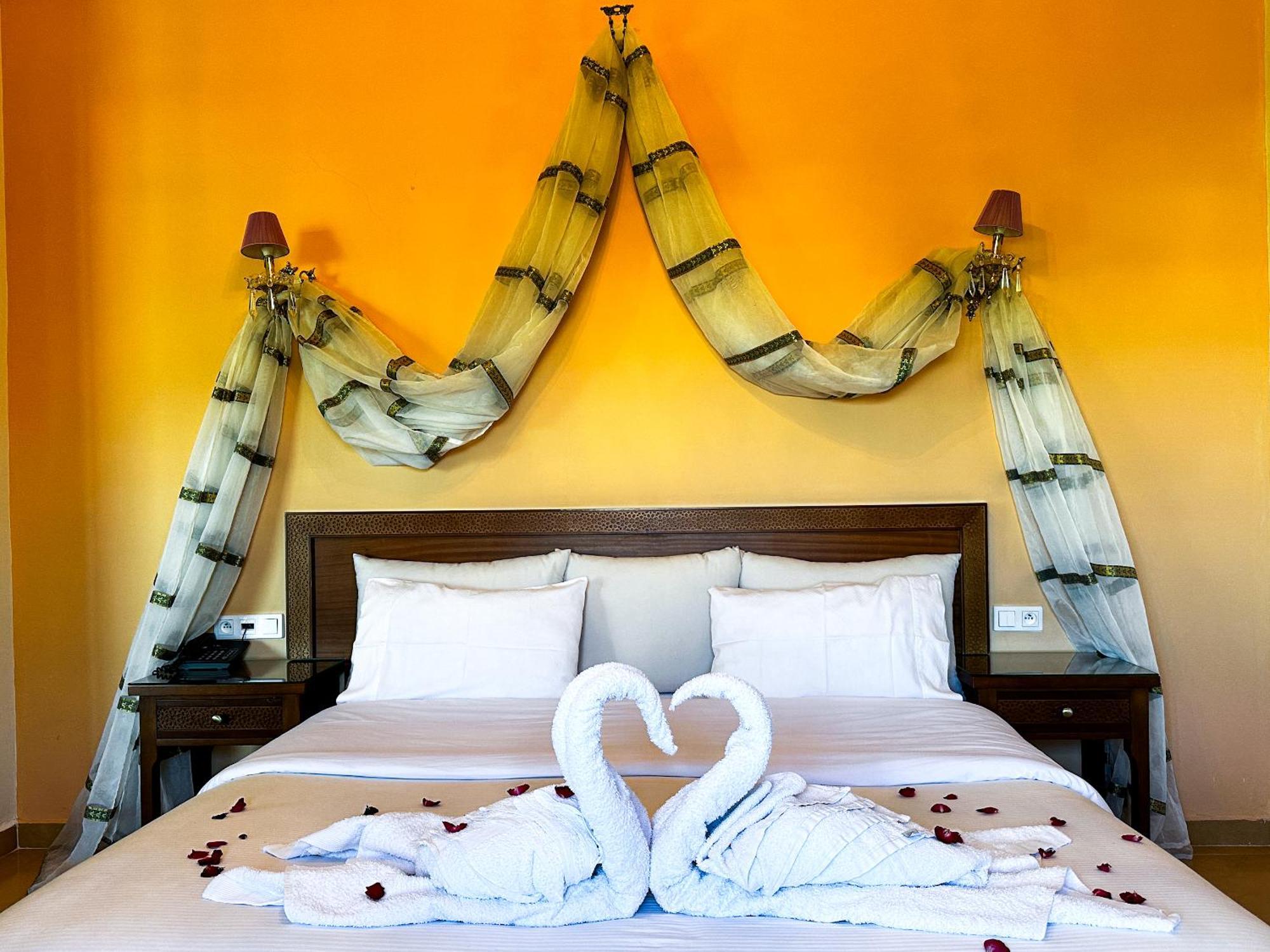 Riad Dar Achaach เทโทอัน ภายนอก รูปภาพ